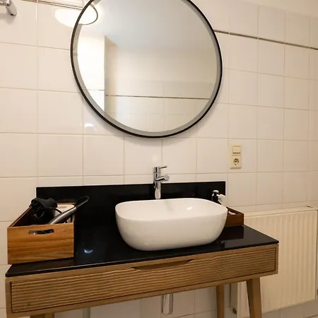 Im Zentrum Schoener Wohnen Inkl. Parkplatz Apartment